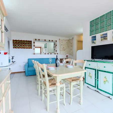 Family Sea View, Pool, Ac, Parking Apartamento Baja Sardinia
